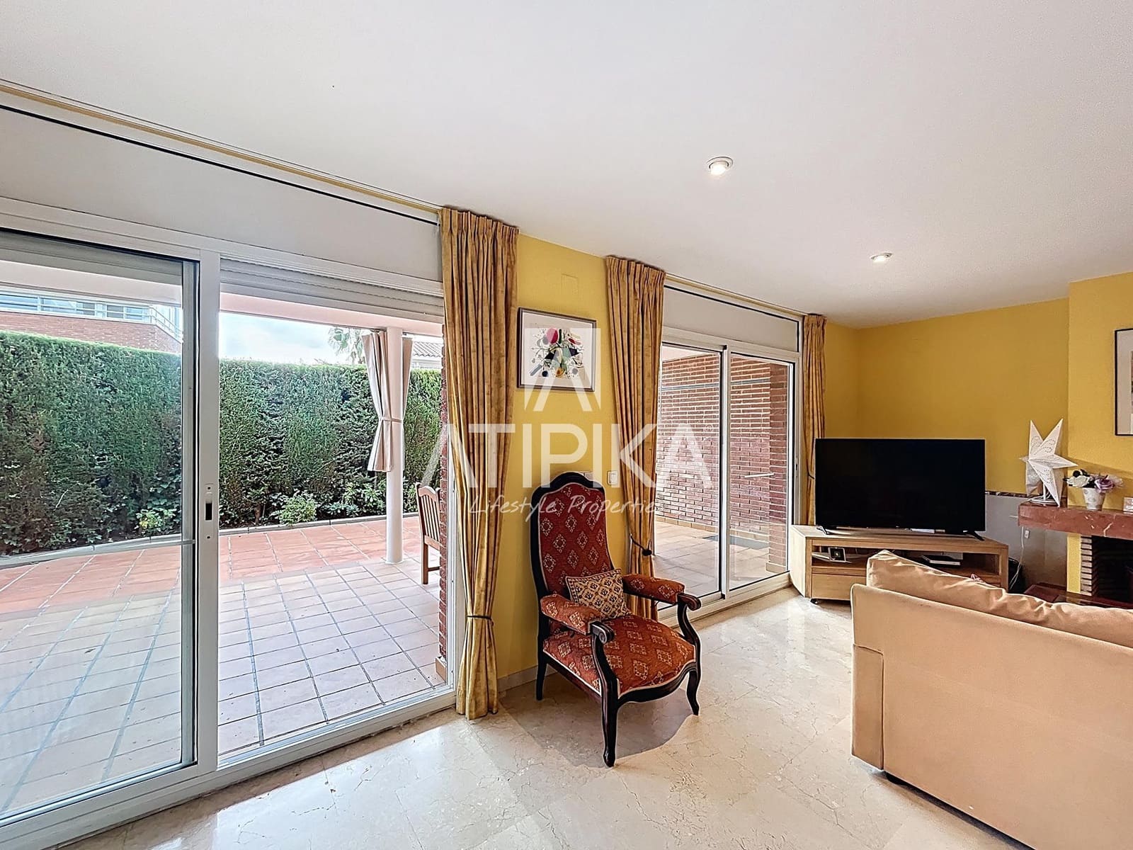 7 soverom Villa til salgs i Sant Vicenc de Montalt med svømmebasseng - € 990 000 (Ref: 9439368)