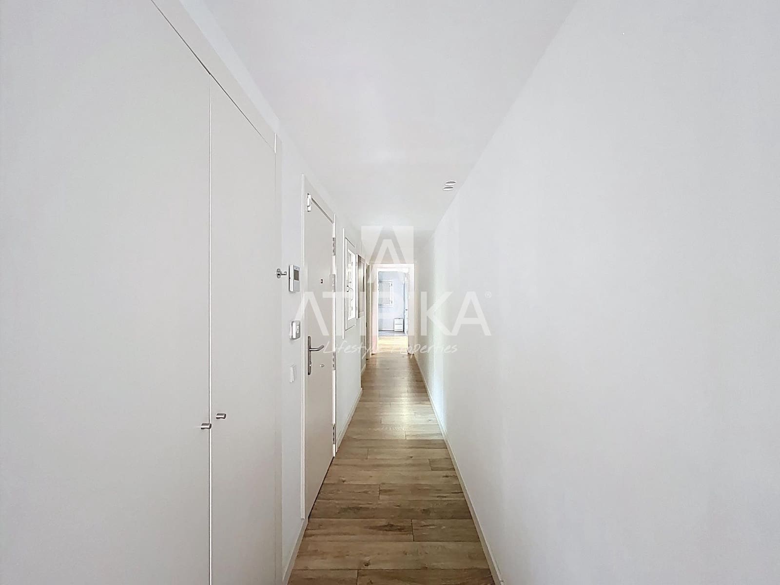 2 Zimmer Penthouse zu verkaufen in Barcelona Stadt - 750.000 € (Ref: 9450100)