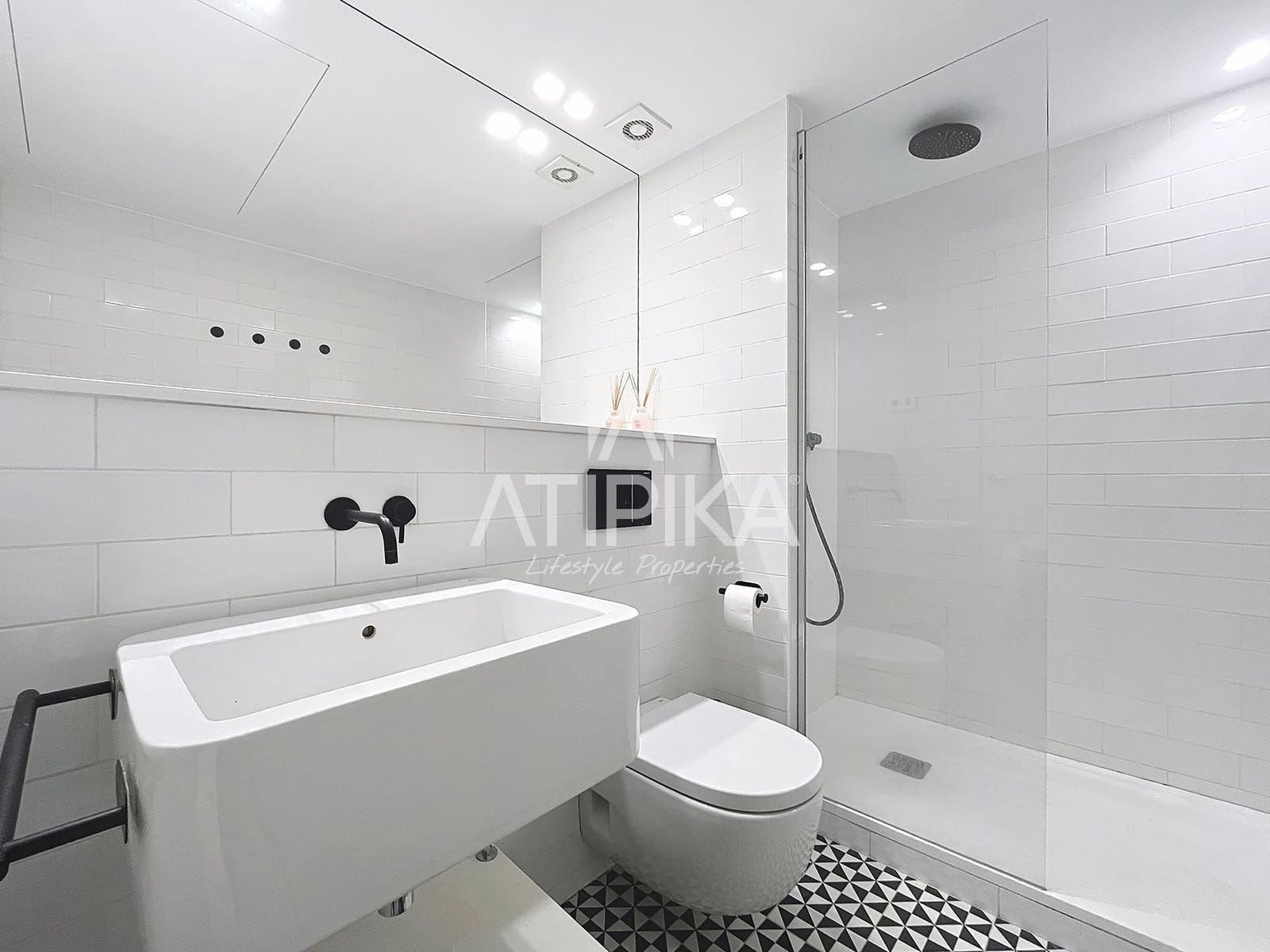 2 Zimmer Penthouse zu verkaufen in Barcelona Stadt - 750.000 € (Ref: 9450100)