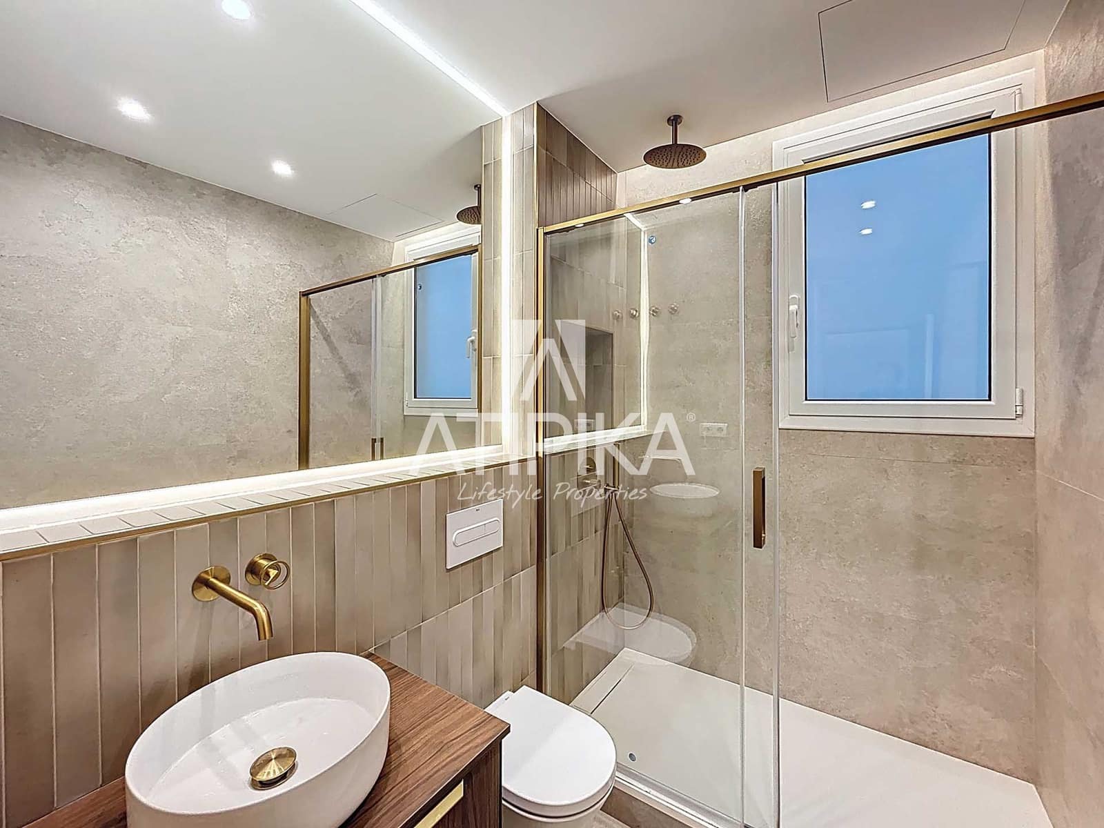 Apartamento de 3 habitaciones en Barcelona ciudad en venta - 880.000 € (Ref: 9451732)