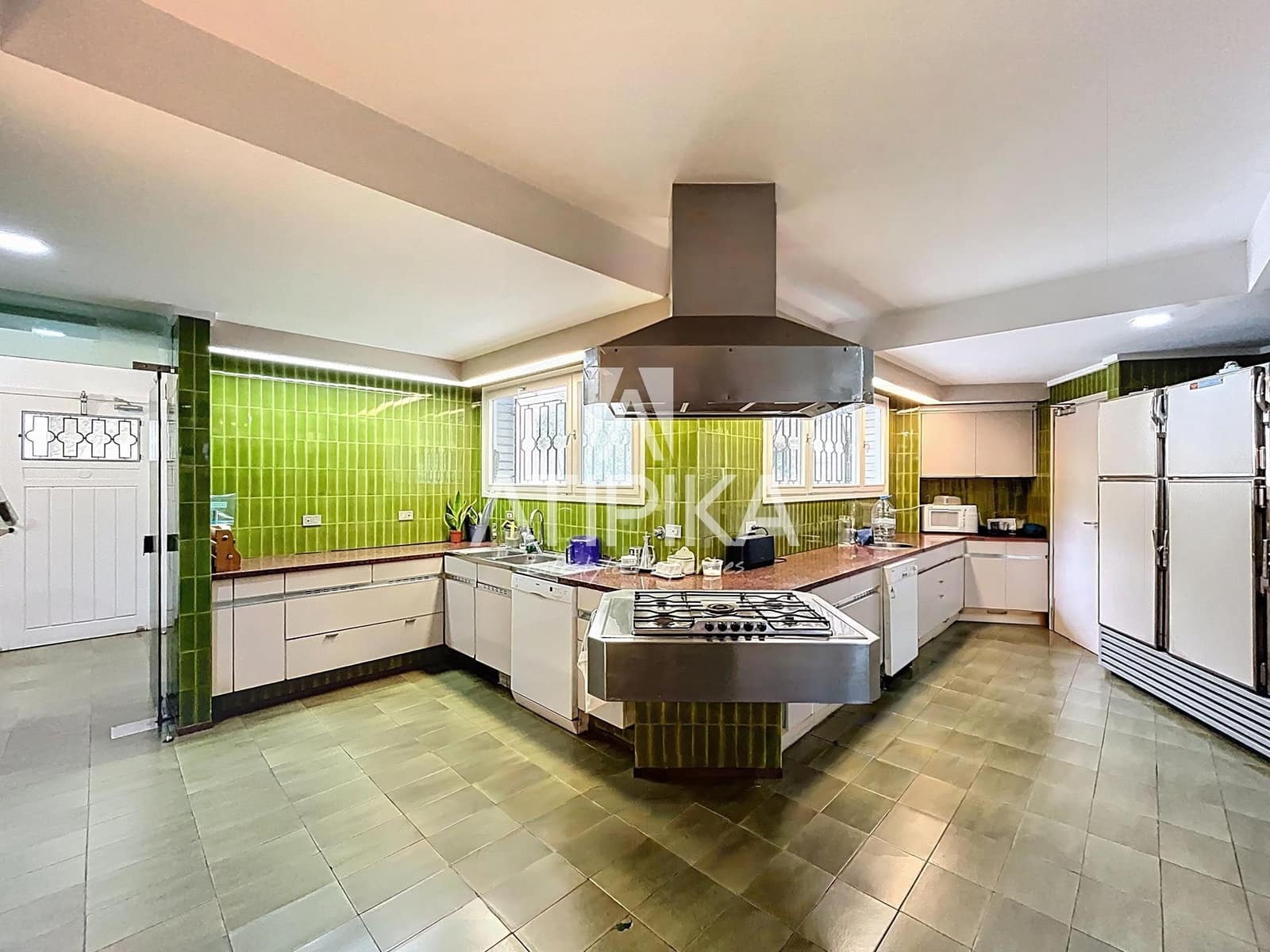 10 makuuhuone Huvila myytävänä paikassa Cabrils mukana uima-altaan - 3 500 000 € (Ref: 9455738)