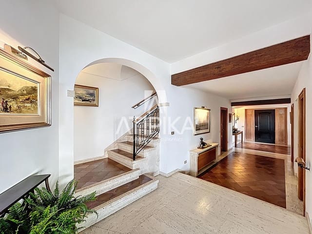 10 bedroom Villa for sale in Cabrils with pool - € 3,500,000 (Ref: 9455738)