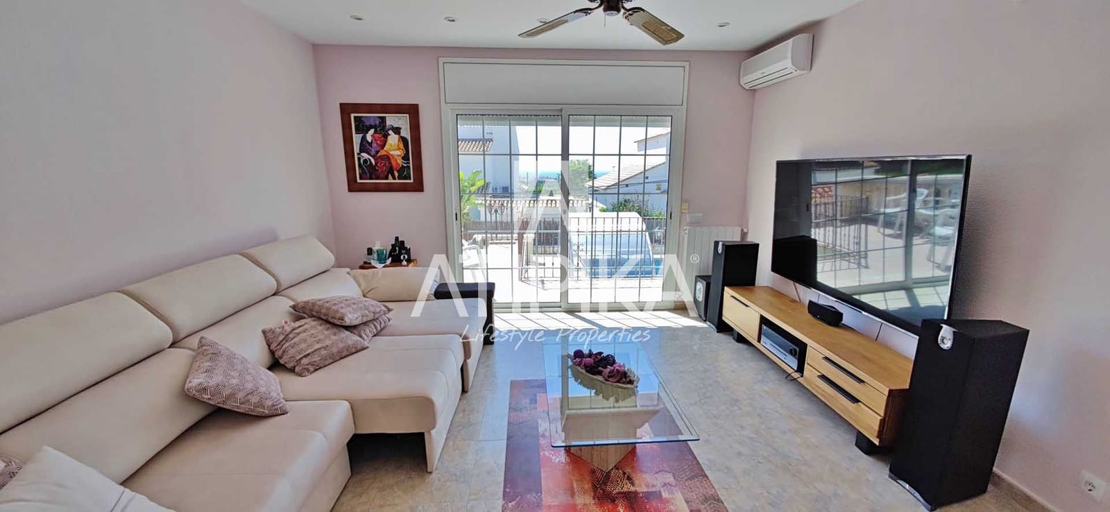 Villa till salu i Sitges - 1 440 000 € (Ref: 9455739)