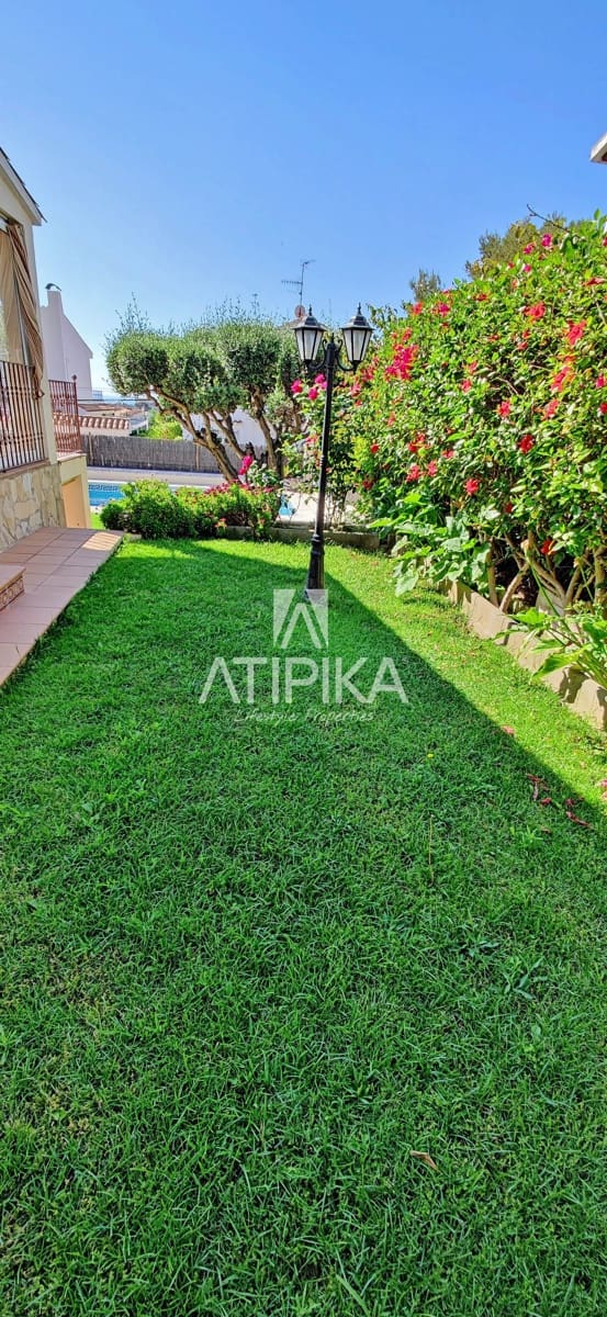 Villa till salu i Sitges - 1 440 000 € (Ref: 9455739)