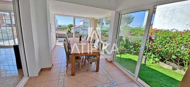 Villa till salu i Sitges - 1 440 000 € (Ref: 9455739)