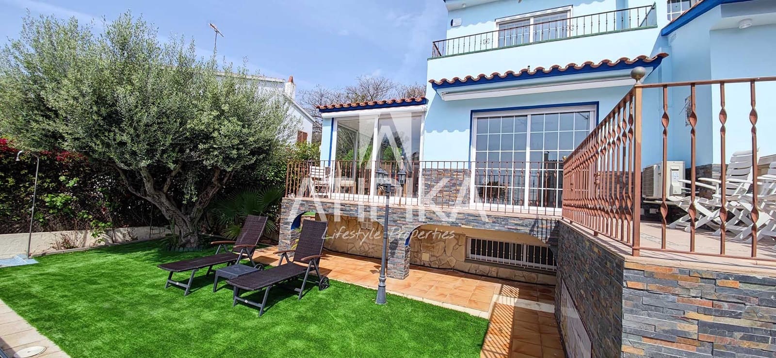 Villa till salu i Sitges - 1 440 000 € (Ref: 9455739)