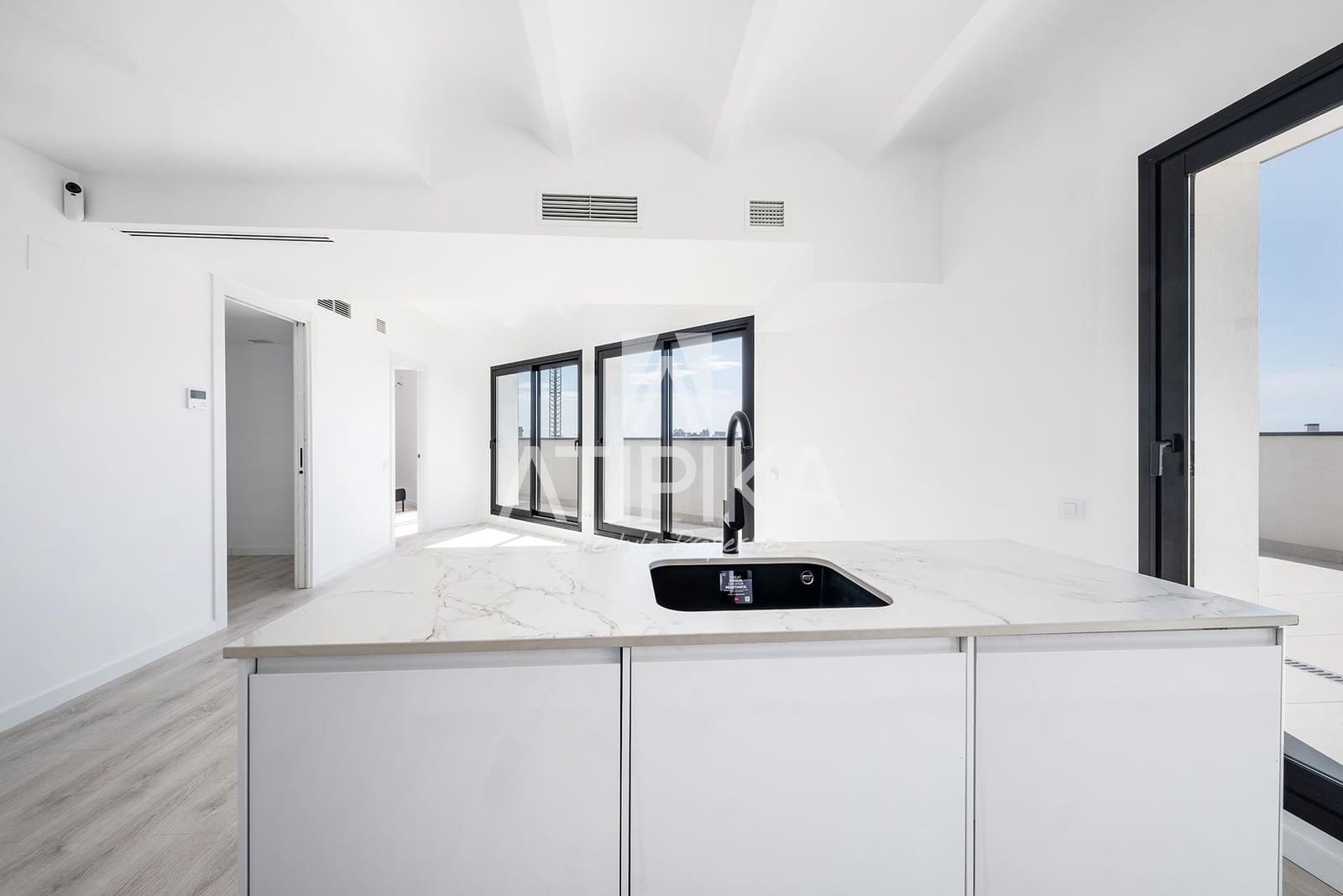 Ático de 1 habitación en Barcelona ciudad en venta - 495.000 € (Ref: 9465235)