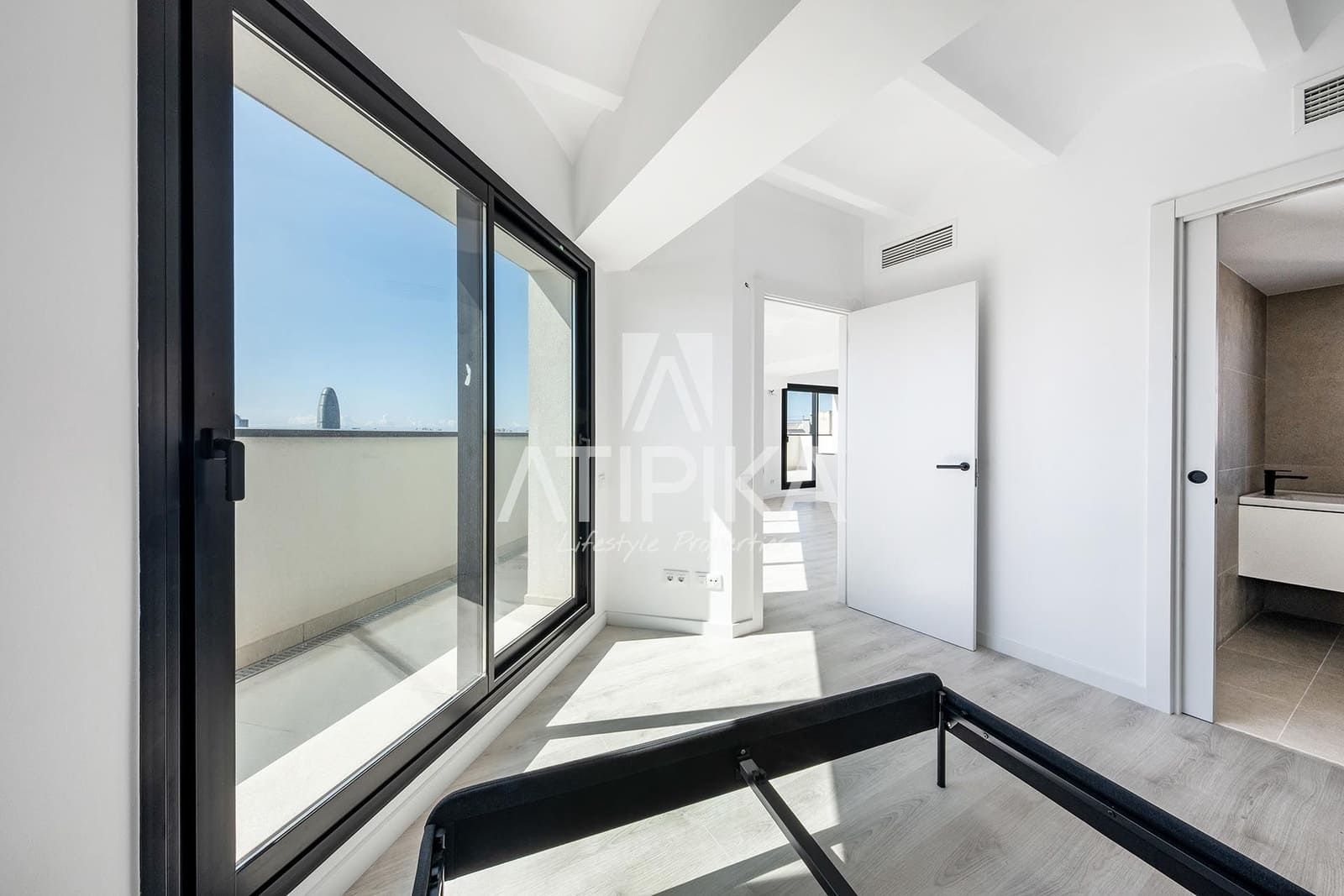 Ático de 1 habitación en Barcelona ciudad en venta - 495.000 € (Ref: 9465235)