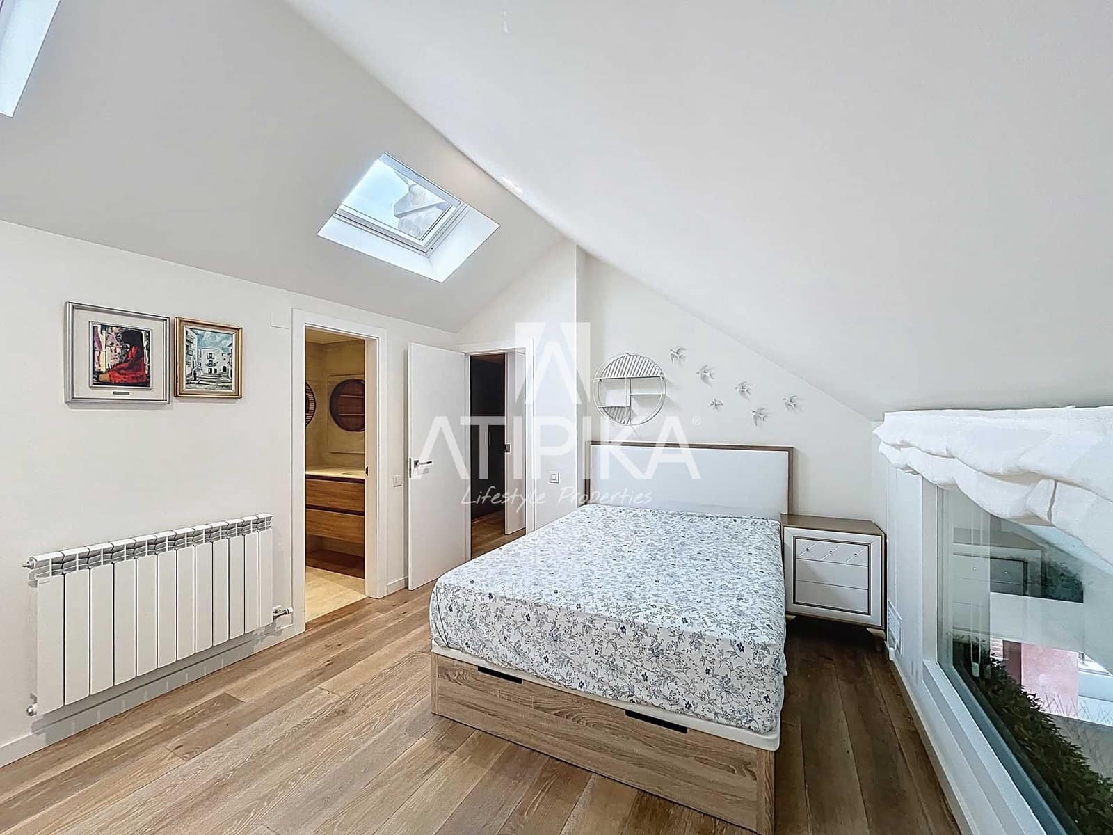 Ático de 4 habitaciones en Barcelona ciudad en venta - 1.970.000 € (Ref: 9470162)