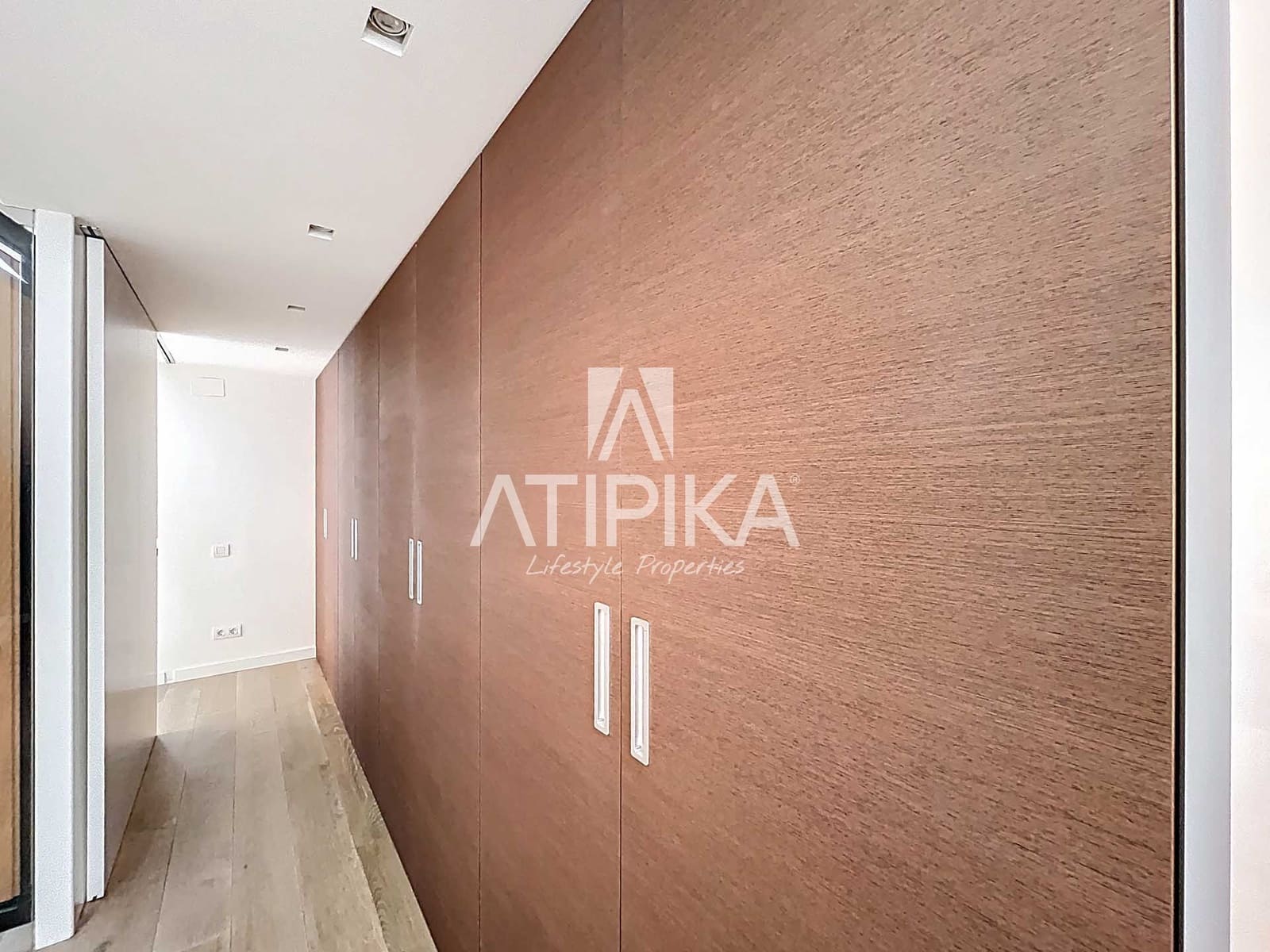 Ático de 4 habitaciones en Barcelona ciudad en venta - 1.970.000 € (Ref: 9470162)