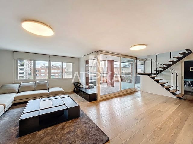 Ático de 4 habitaciones en Barcelona ciudad en venta - 1.970.000 € (Ref: 9470162)