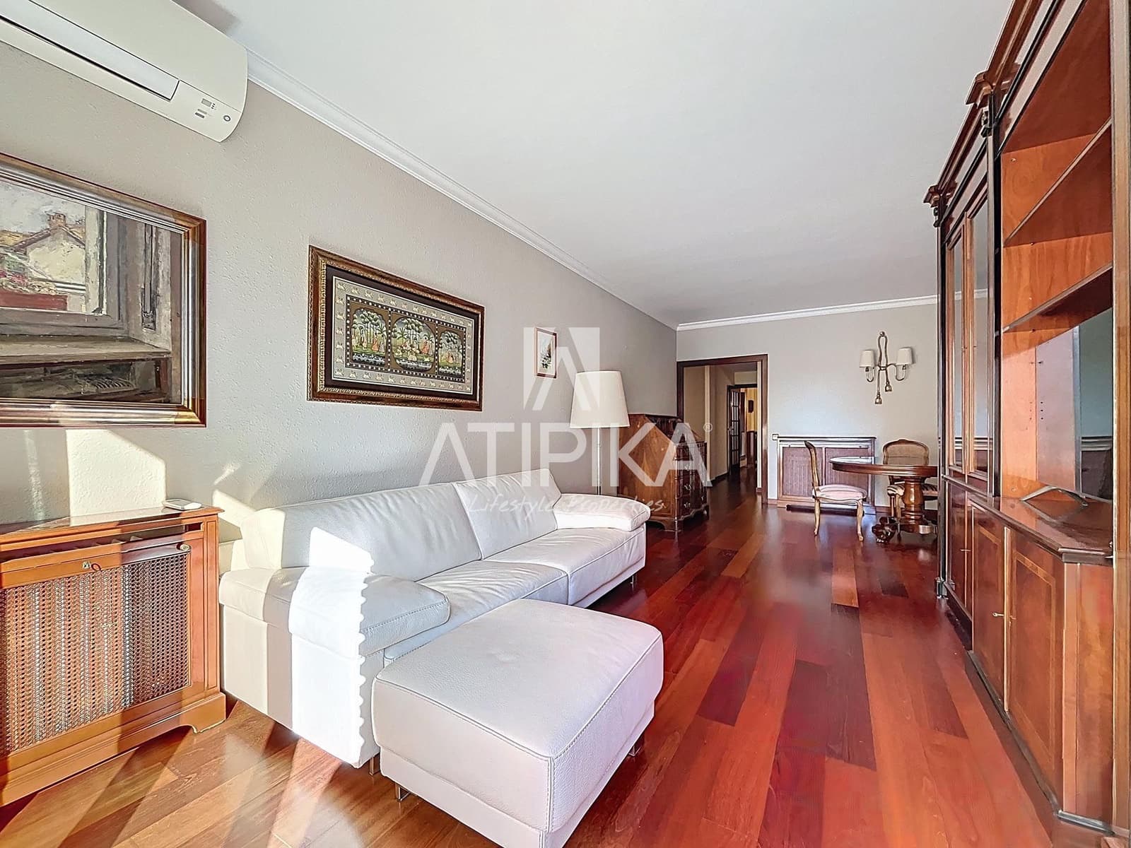 4 bedroom Apartment for sale in Barcelona city - € 700,000 (Ref: 9483371)
