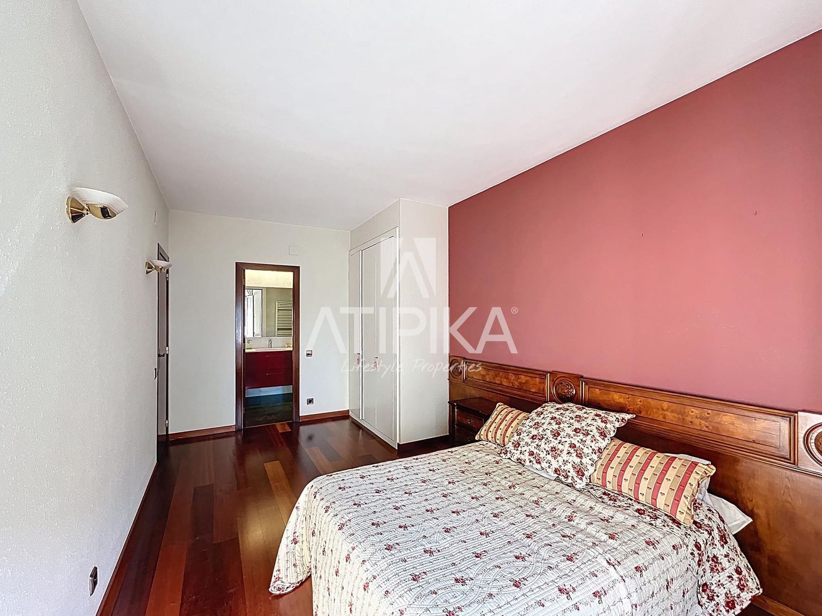 4 bedroom Apartment for sale in Barcelona city - € 700,000 (Ref: 9483371)