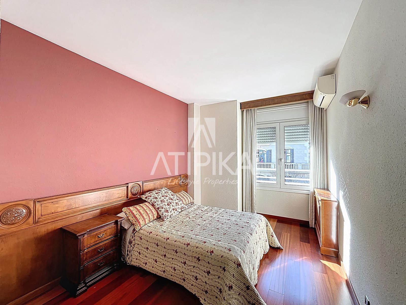 4 bedroom Apartment for sale in Barcelona city - € 700,000 (Ref: 9483371)