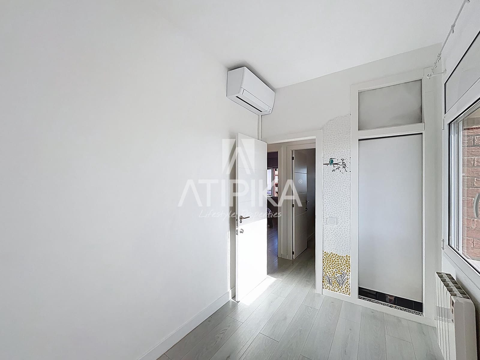 3 bedroom Penthouse for sale in Barcelona city - € 395,000 (Ref: 9523817)