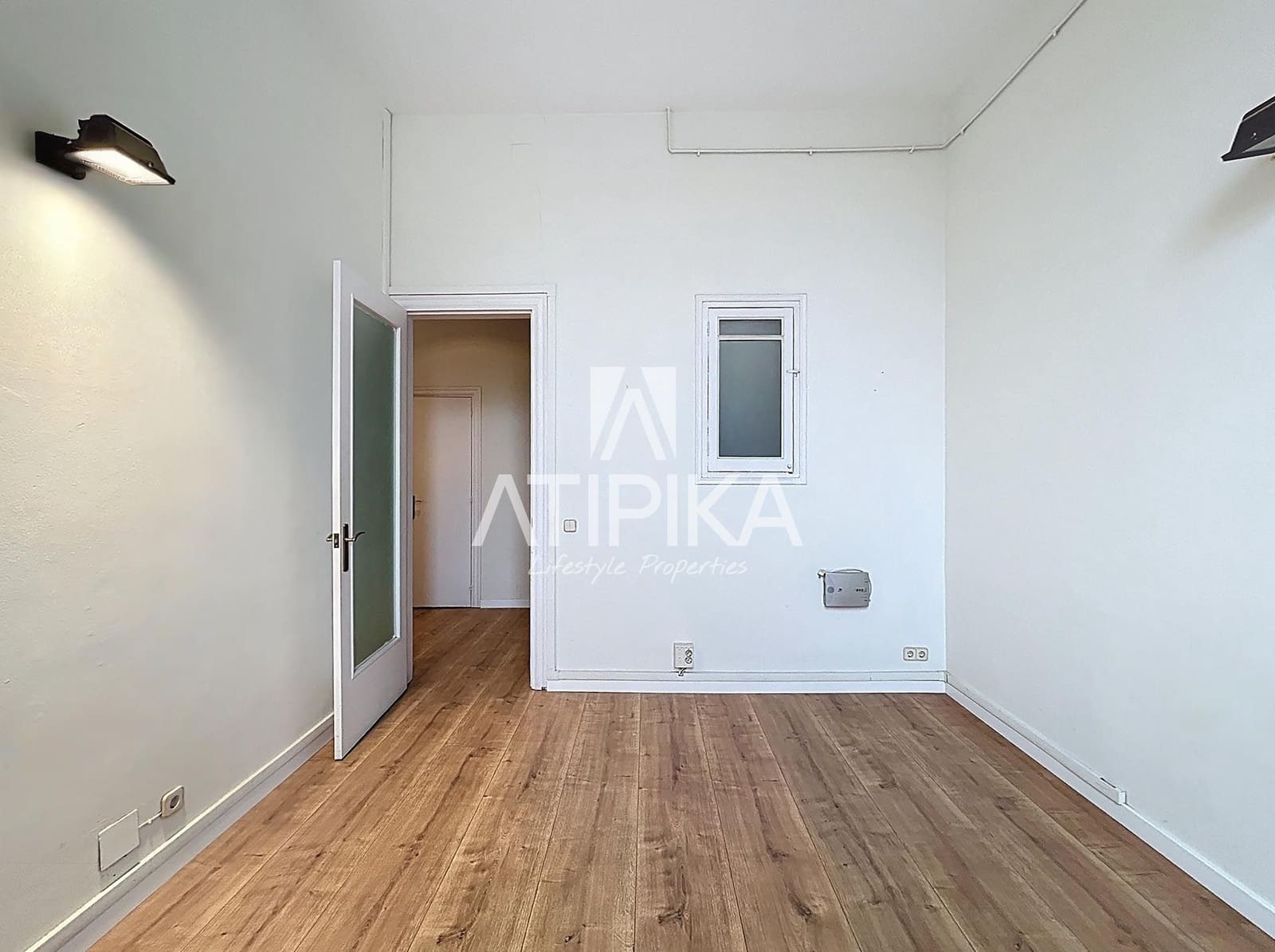 4 quarto Escritório para arrendar em Barcelona cidade - 2 500 € (Ref: 9525991)