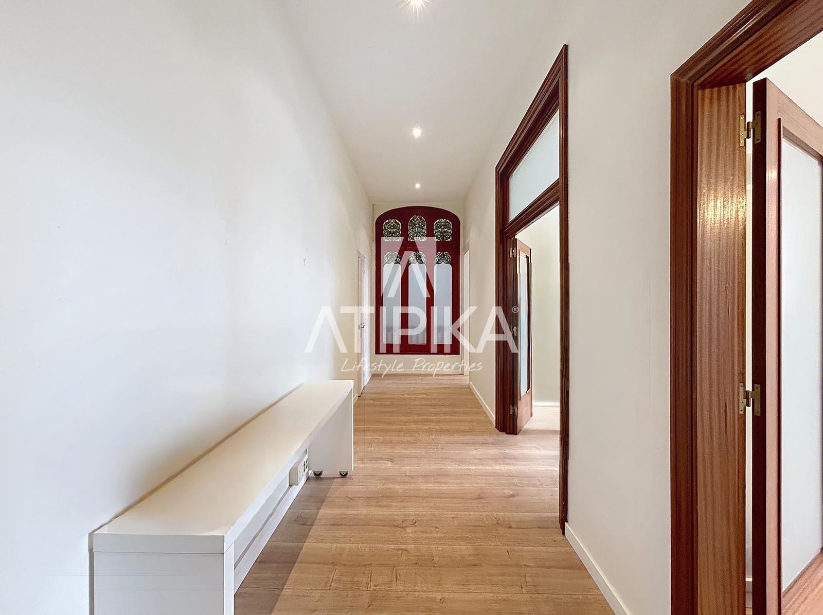 4 quarto Escritório para arrendar em Barcelona cidade - 2 500 € (Ref: 9525991)