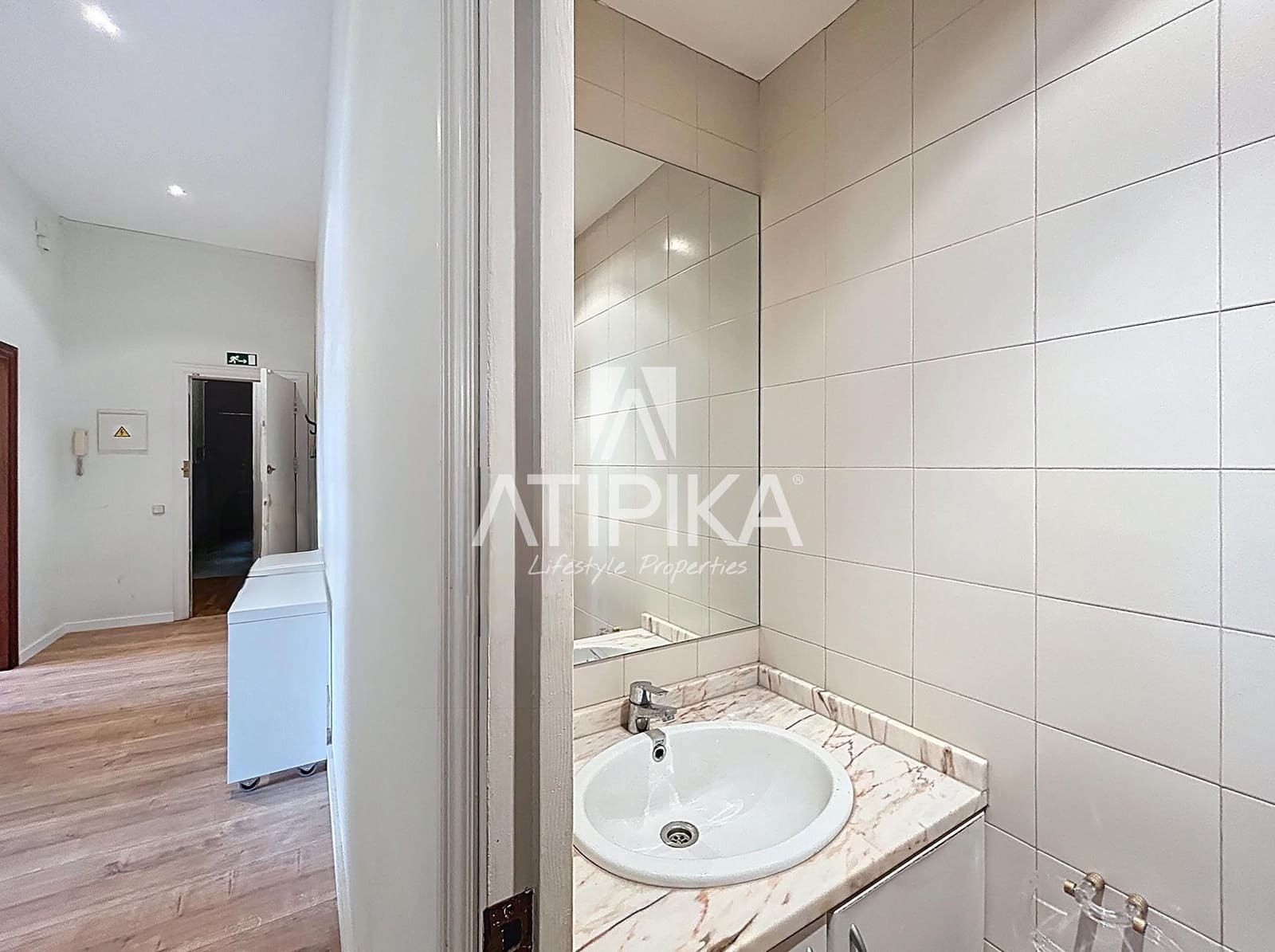4 quarto Escritório para arrendar em Barcelona cidade - 2 500 € (Ref: 9525991)