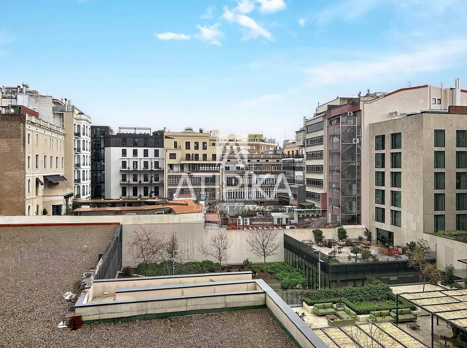 4 quarto Escritório para arrendar em Barcelona cidade - 2 500 € (Ref: 9525991)