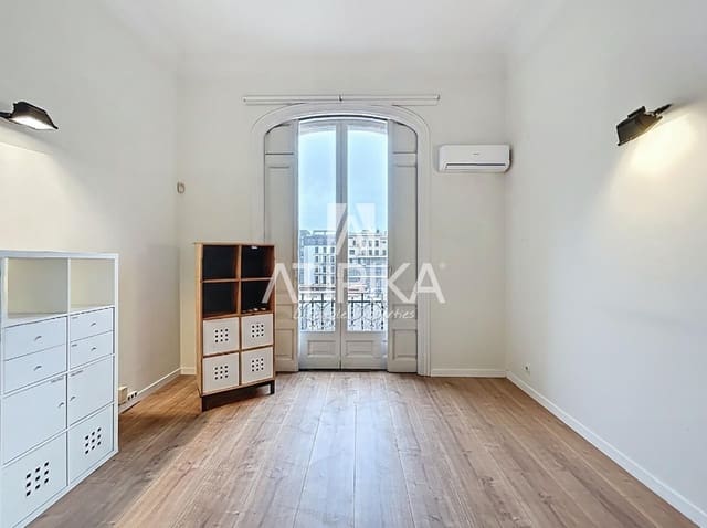4 soveværelse Kontor til leje i Barcelona by - € 2.500 (Ref: 9525991)