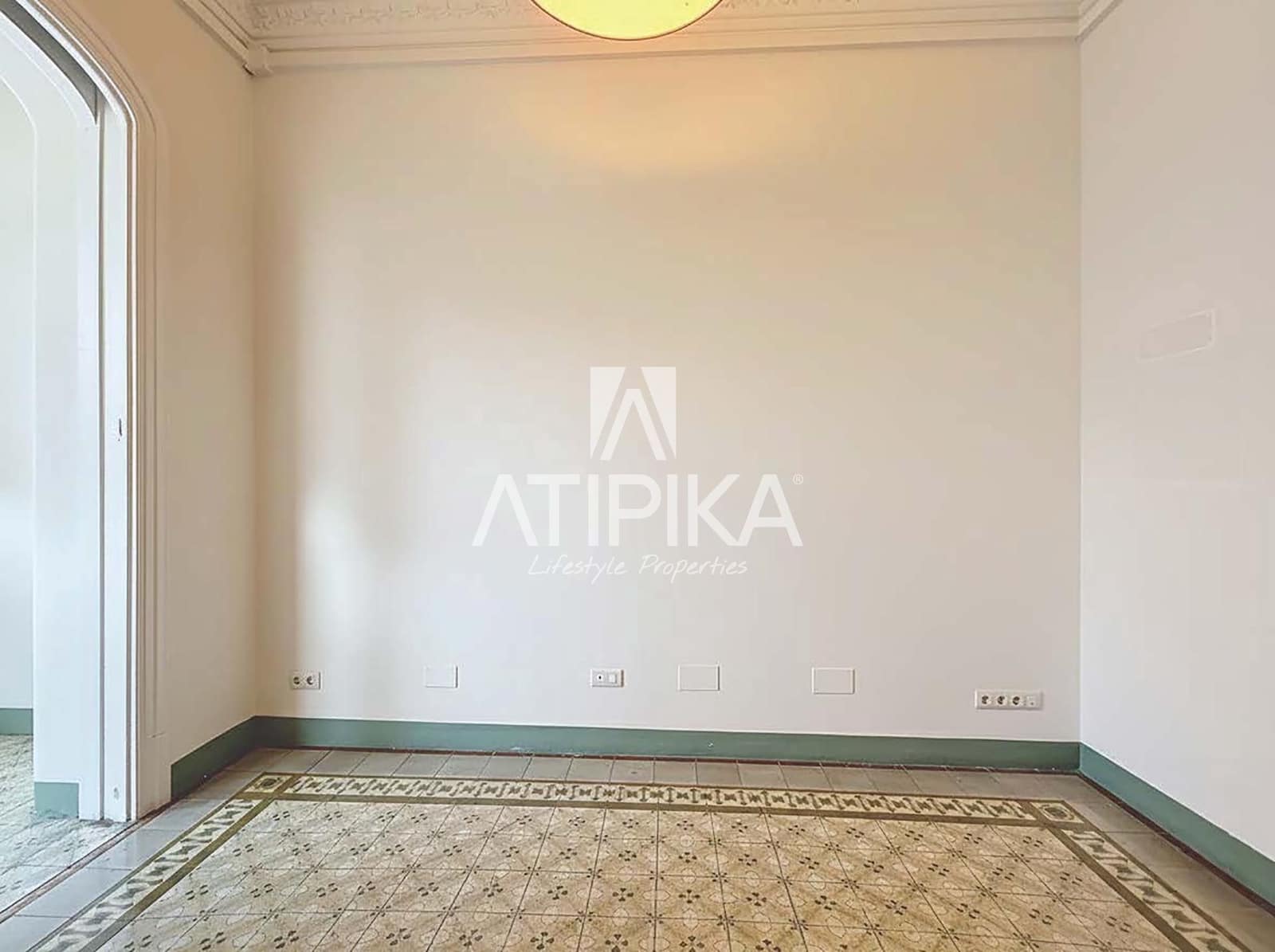 6 bedroom Office for rent in Barcelona city - € 4,900 (Ref: 9529263)