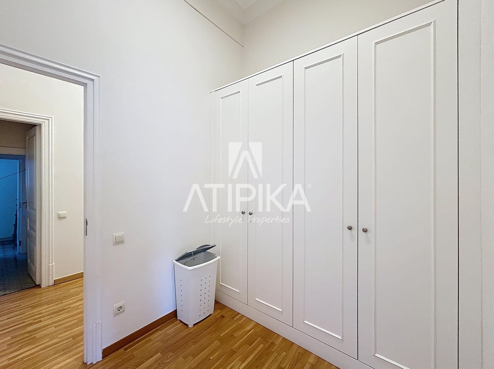 6 bedroom Office for rent in Barcelona city - € 4,900 (Ref: 9529263)