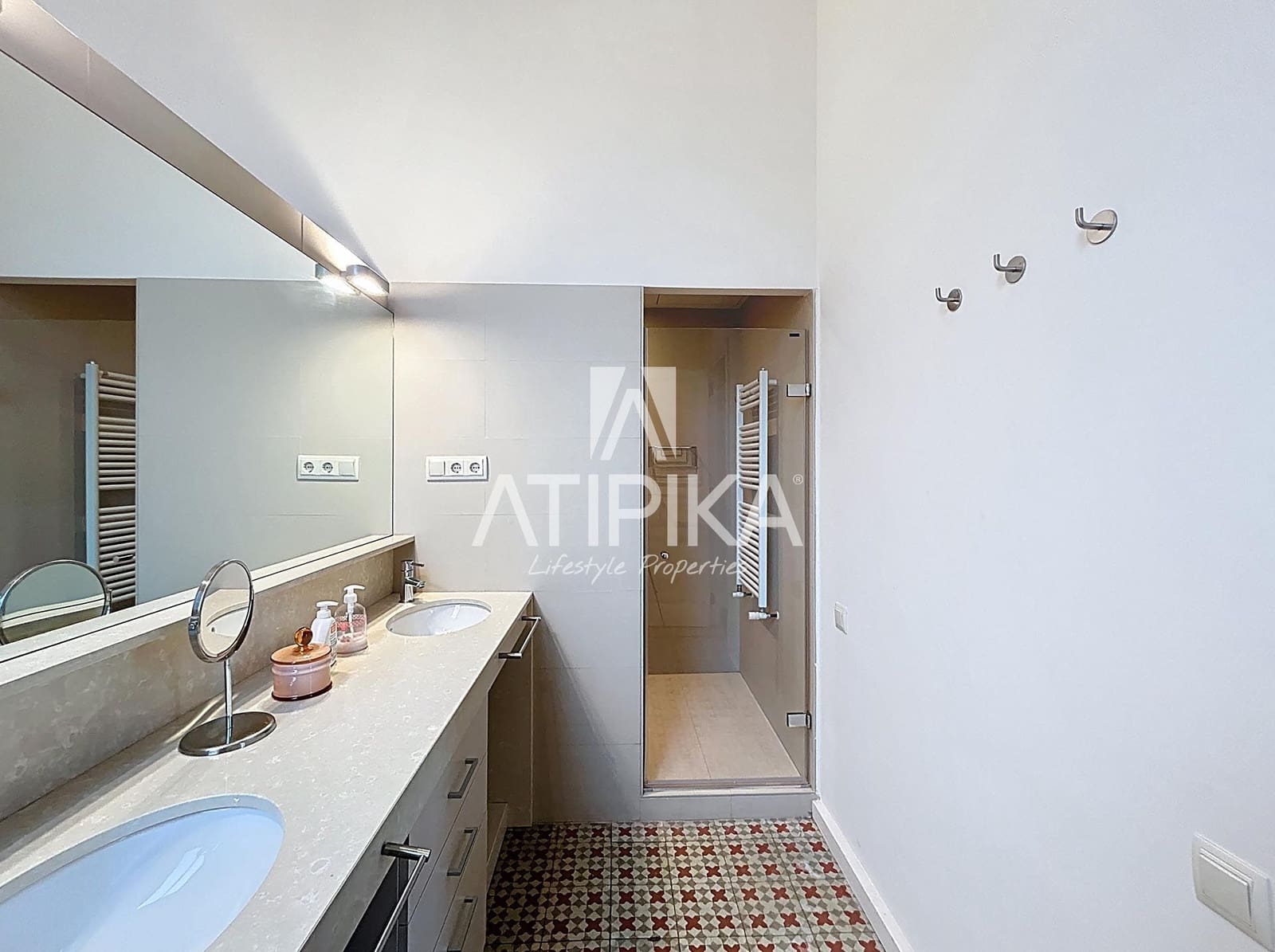 6 bedroom Office for rent in Barcelona city - € 4,900 (Ref: 9529263)