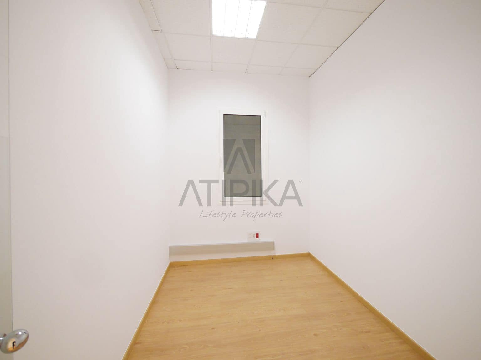 6 soverom Kontor til leie i Barcelona by - € 4 646 (Ref: 9548688)