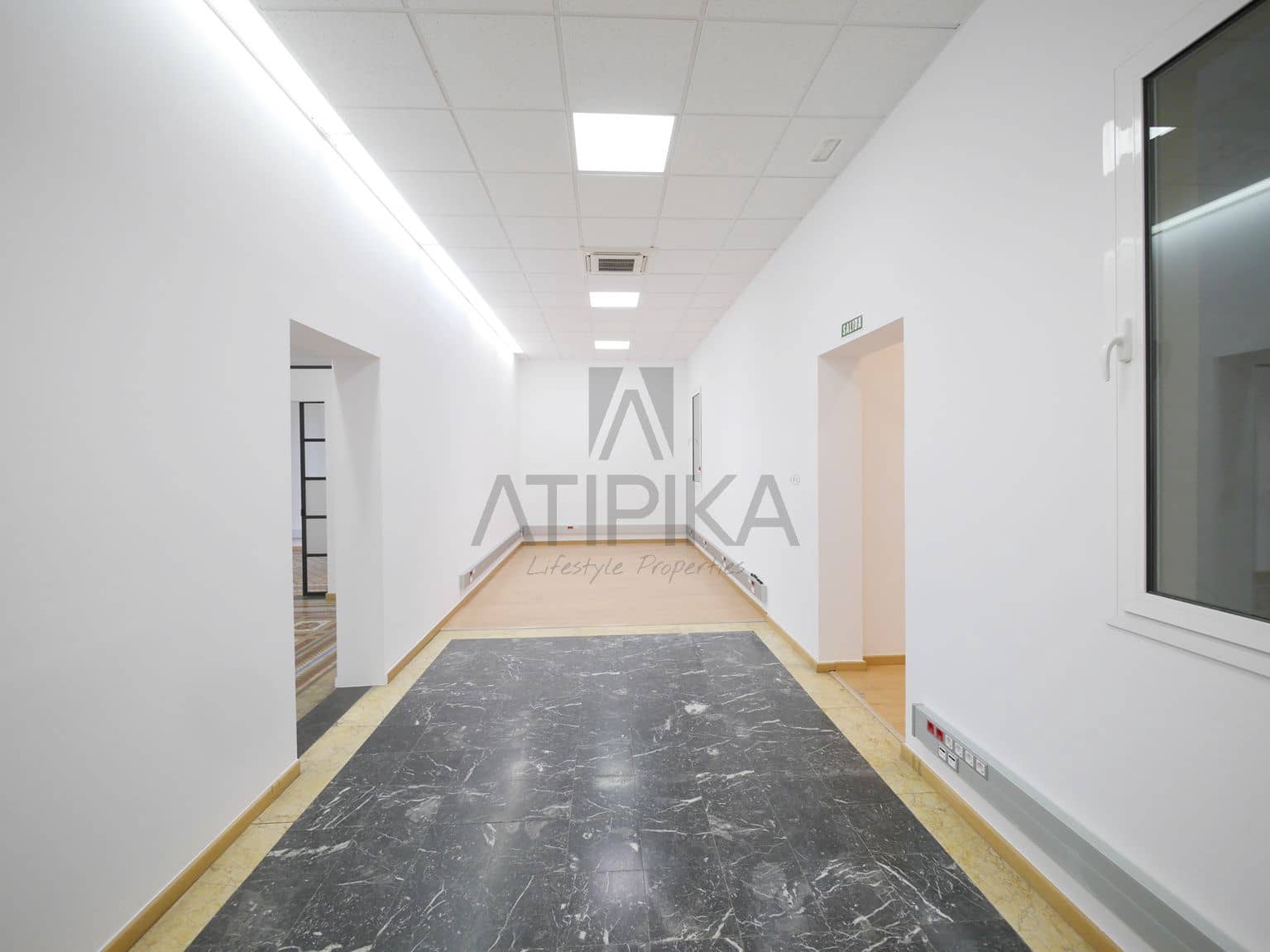 6 soverom Kontor til leie i Barcelona by - € 4 646 (Ref: 9548688)