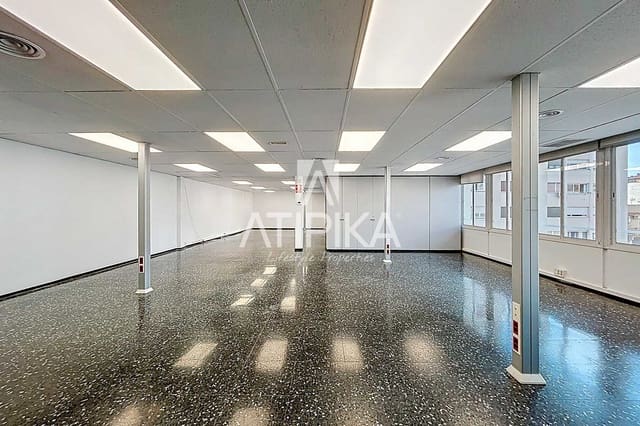 4 soverom Kontor til leie i Barcelona by - € 3 335 (Ref: 9548690)