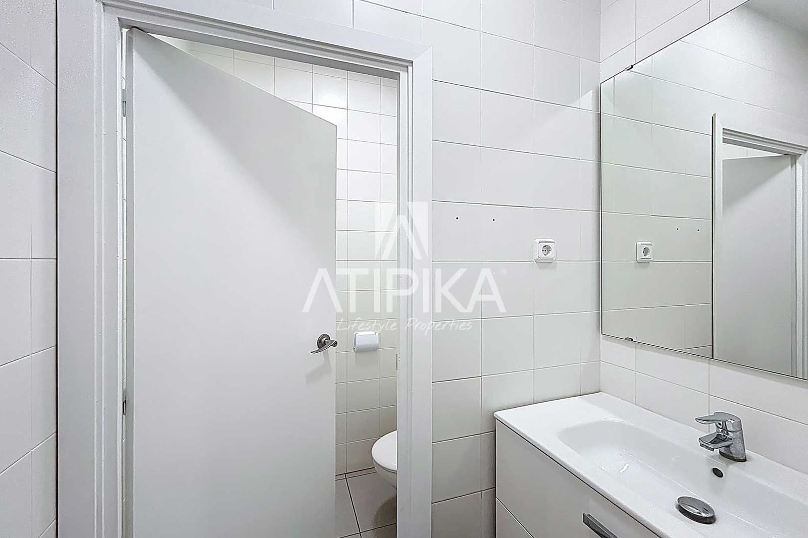 4 soverom Kontor til leie i Barcelona by - € 3 335 (Ref: 9548690)