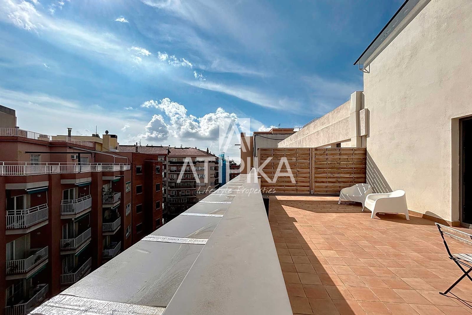 4 soverom Kontor til leie i Barcelona by - € 3 335 (Ref: 9548690)