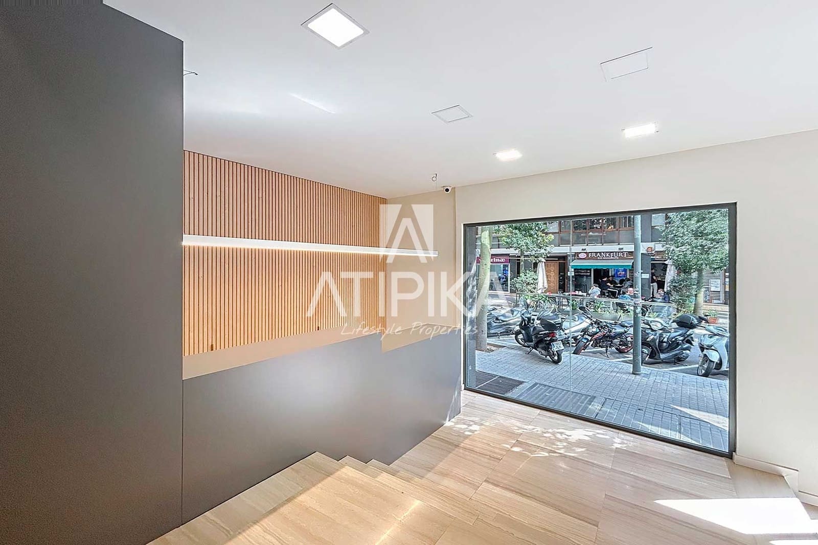 4 soverom Kontor til leie i Barcelona by - € 3 335 (Ref: 9548690)