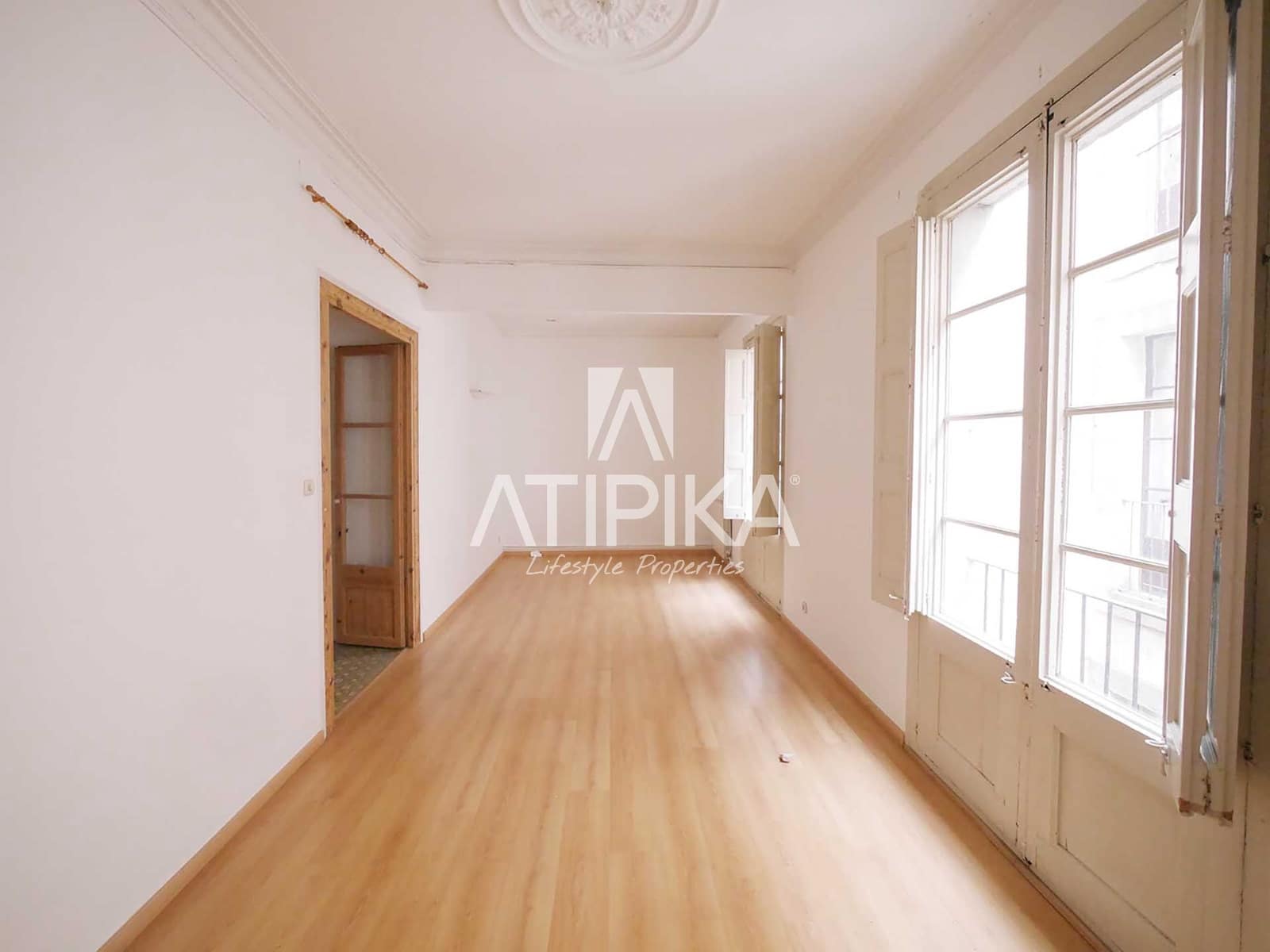 5 soverom Kontor til leie i Barcelona by - € 3 500 (Ref: 9548691)