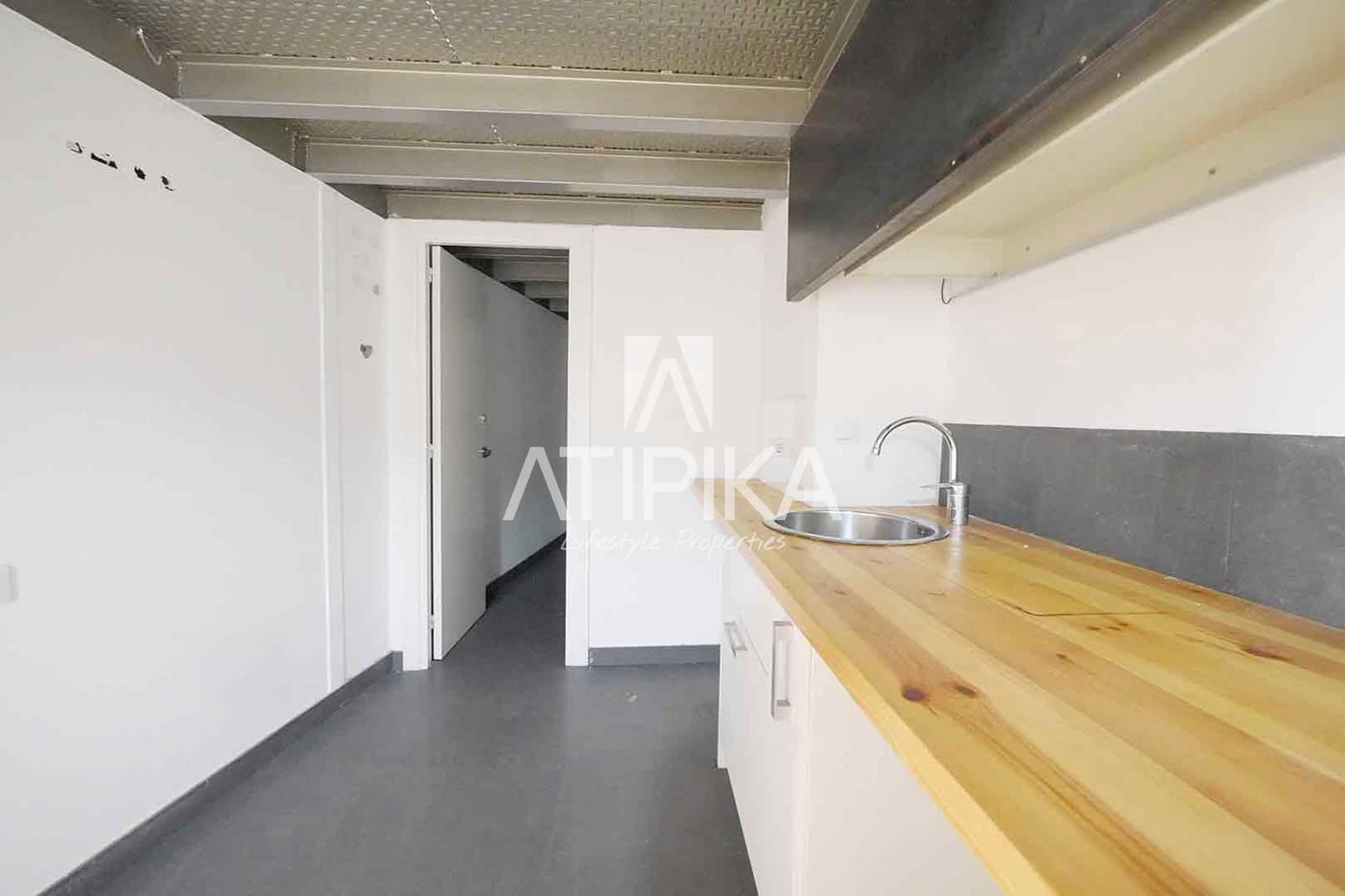 1 bedroom Office for rent in Barcelona city - € 4,000 (Ref: 9548693)
