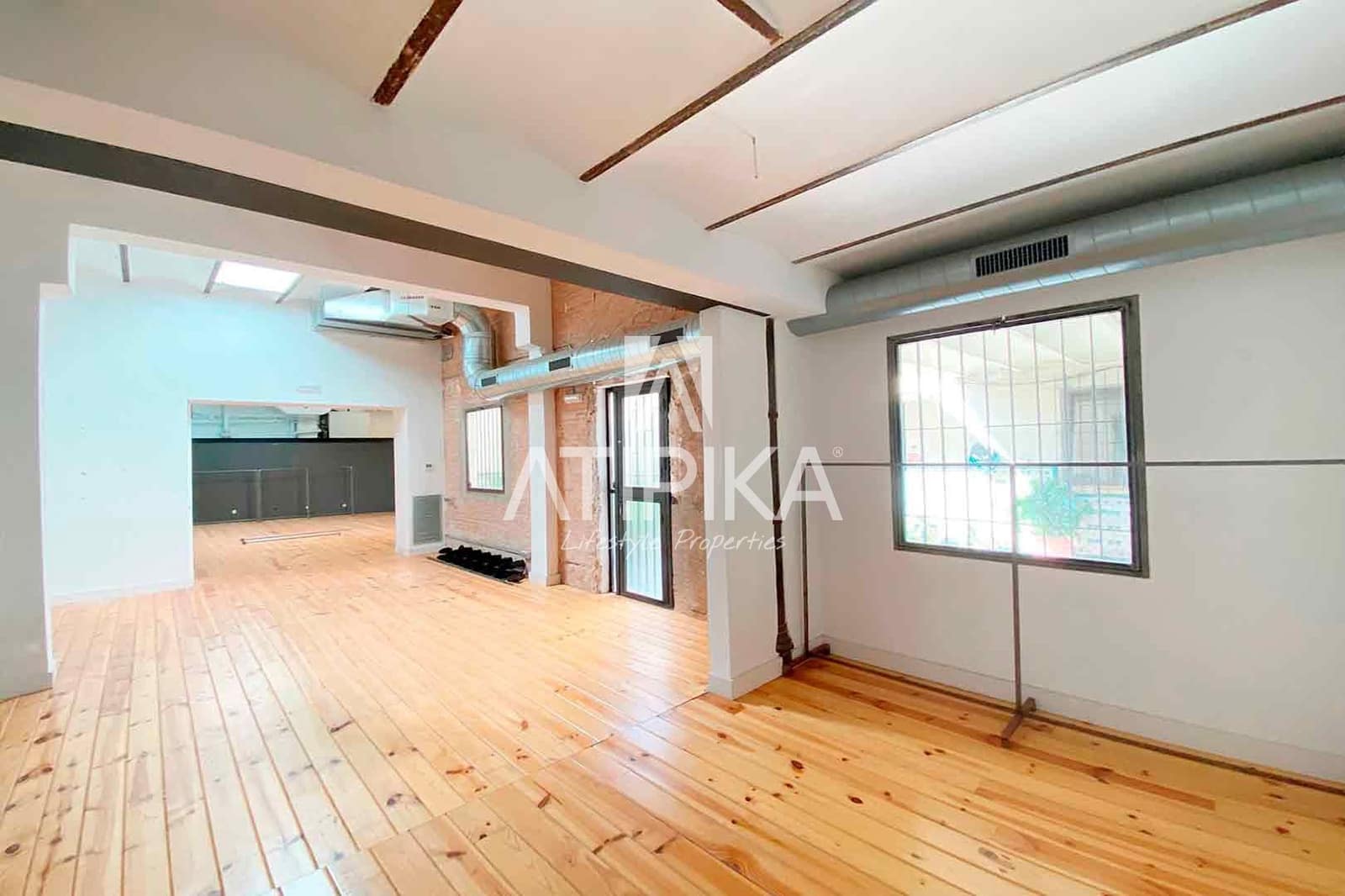 1 bedroom Office for rent in Barcelona city - € 4,000 (Ref: 9548693)