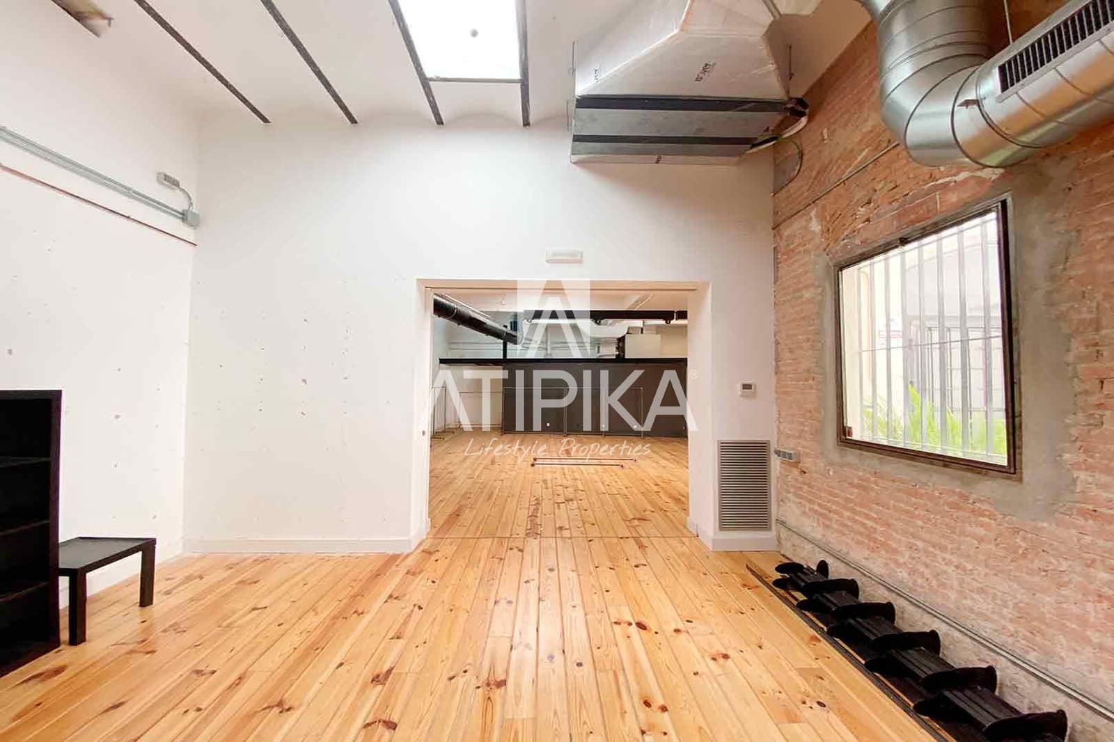 1 bedroom Office for rent in Barcelona city - € 4,000 (Ref: 9548693)