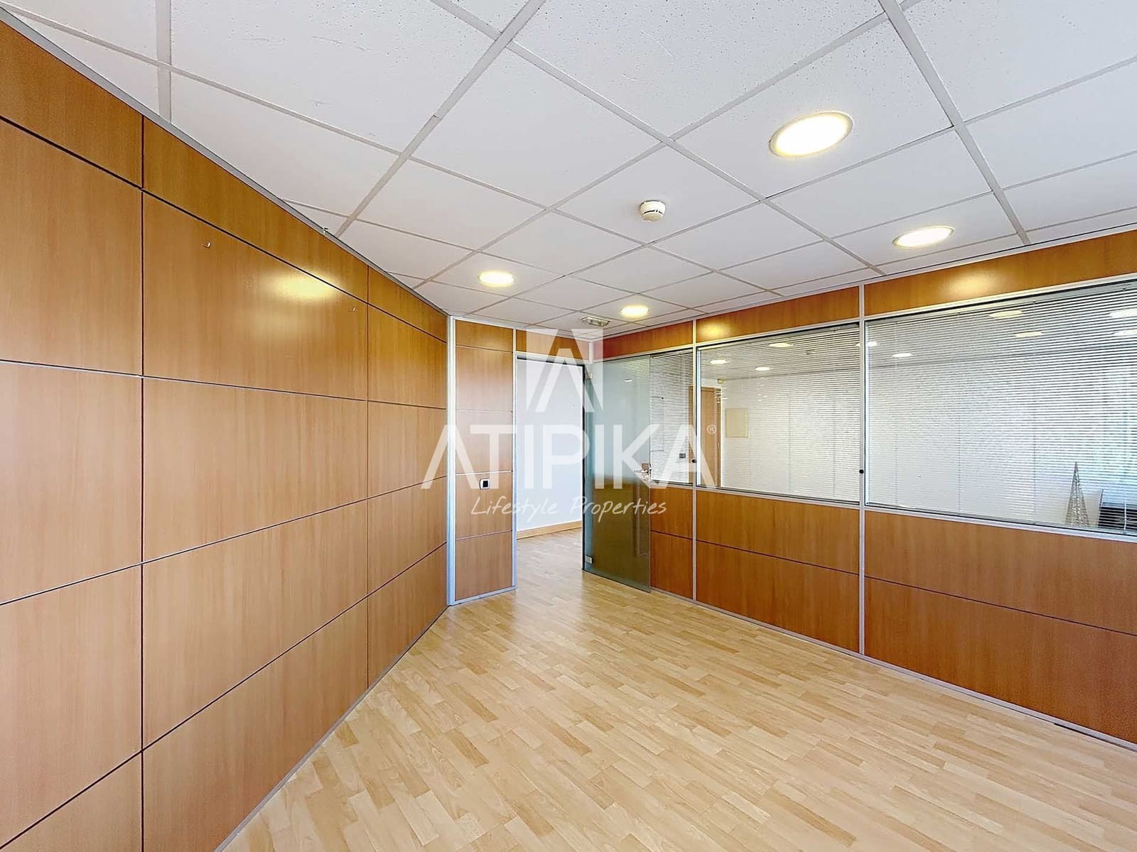 2 bedroom Office for rent in Barcelona city - € 1,590 (Ref: 9548695)