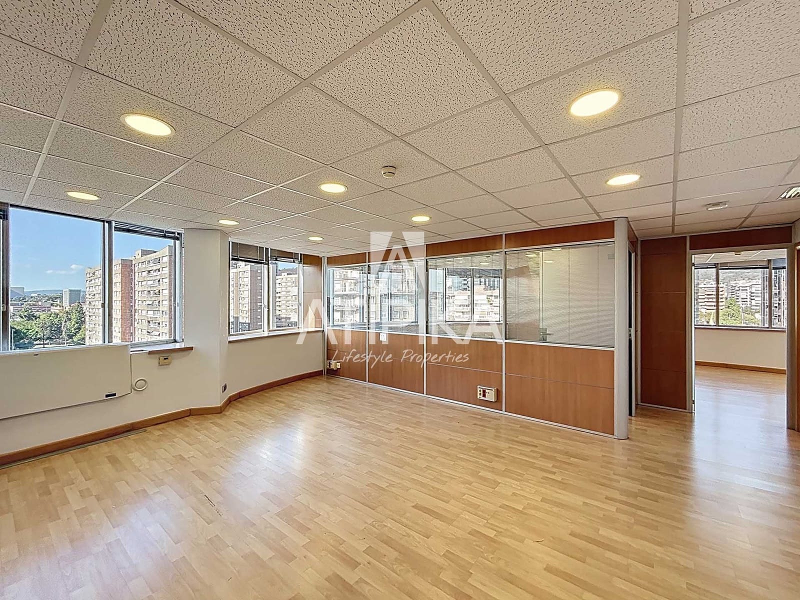 2 bedroom Office for rent in Barcelona city - € 1,590 (Ref: 9548695)
