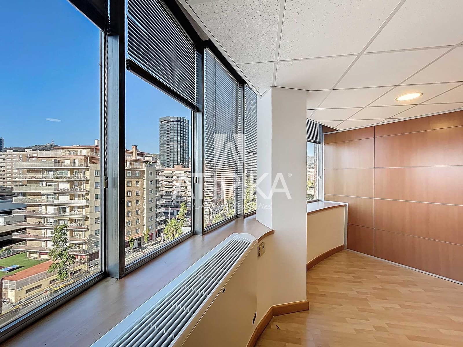 2 bedroom Office for rent in Barcelona city - € 1,590 (Ref: 9548695)