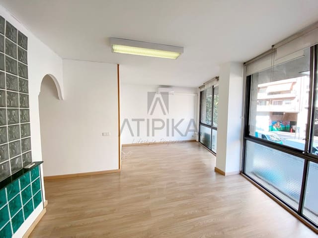 3 soverom Kontor til leie i Barcelona by - € 900 (Ref: 9548696)