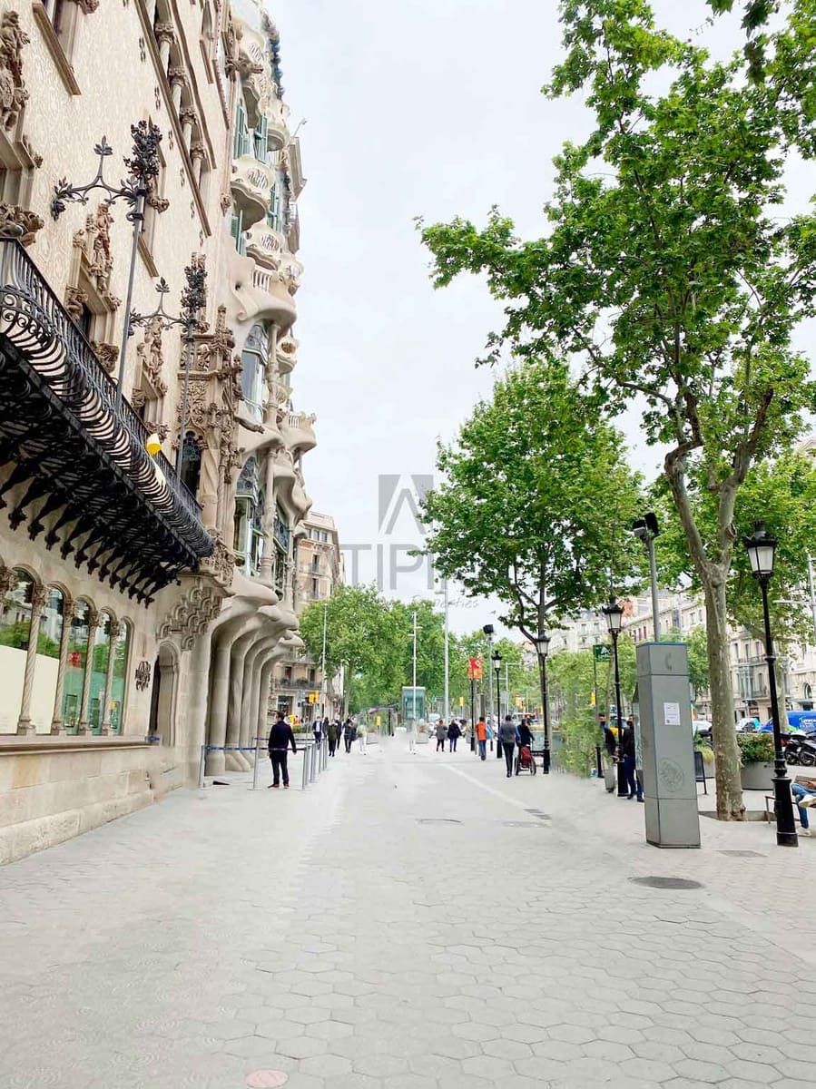 3 soverom Kontor til leie i Barcelona by - € 900 (Ref: 9548696)