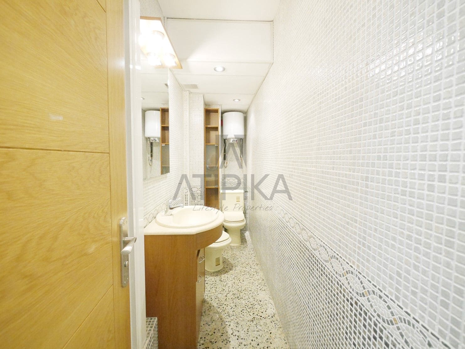 3 soverom Kontor til leie i Barcelona by - € 900 (Ref: 9548696)