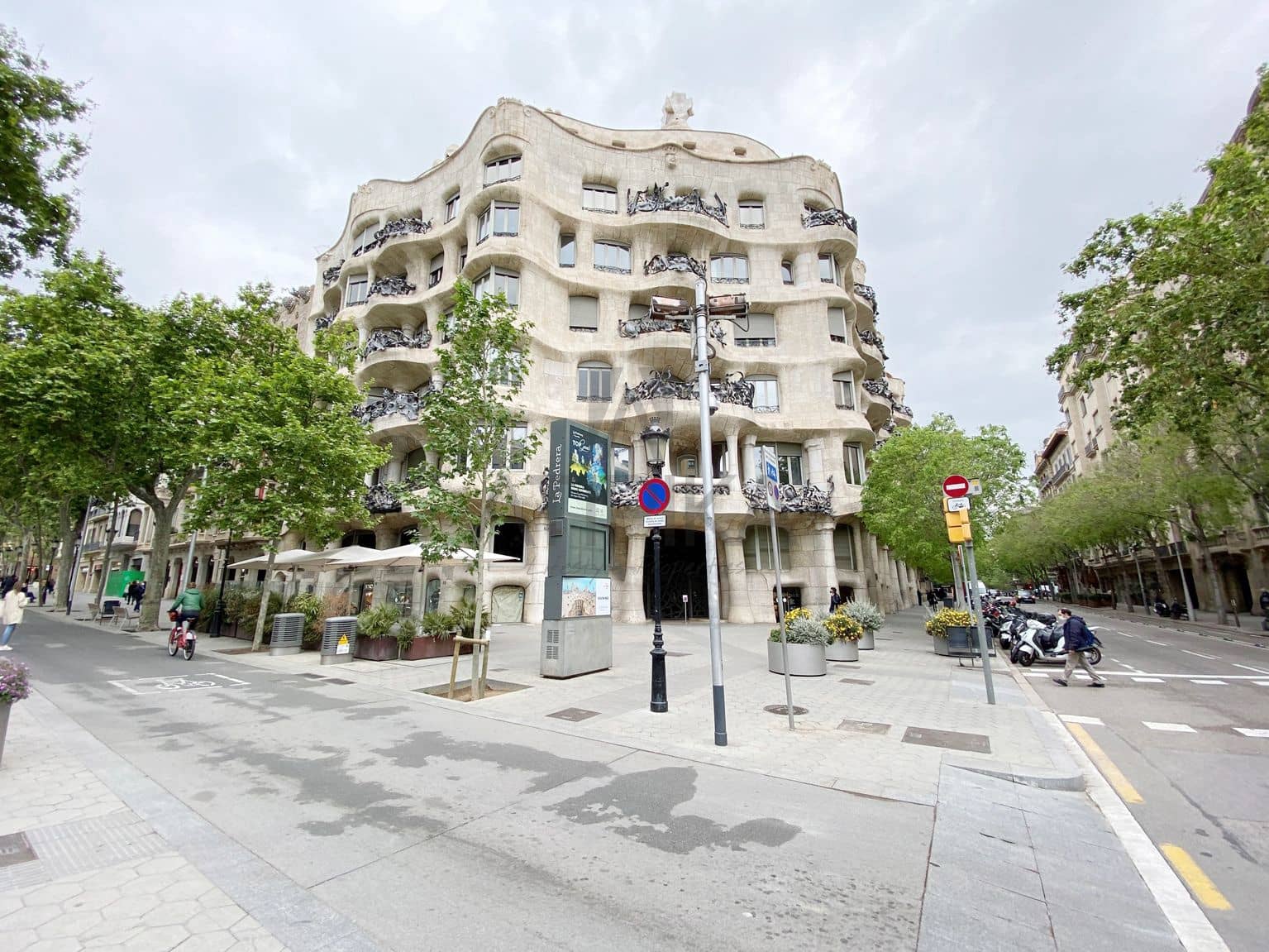 3 soverom Kontor til leie i Barcelona by - € 900 (Ref: 9548696)