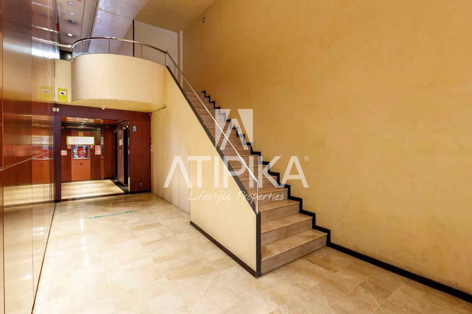 2 soverom Kontor til leie i Barcelona by - € 2 356 (Ref: 9548697)