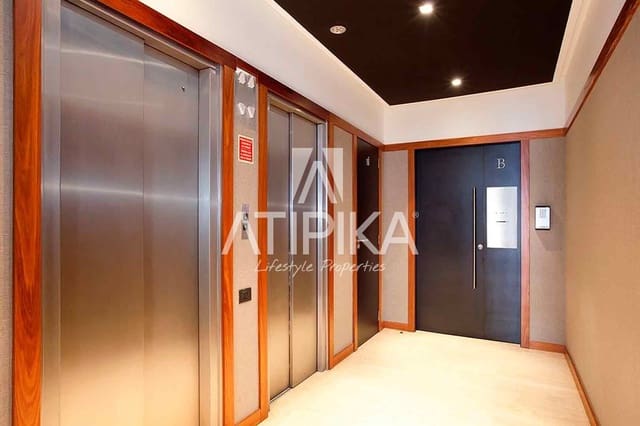 2 soverom Kontor til leie i Barcelona by - € 1 241 (Ref: 9548698)