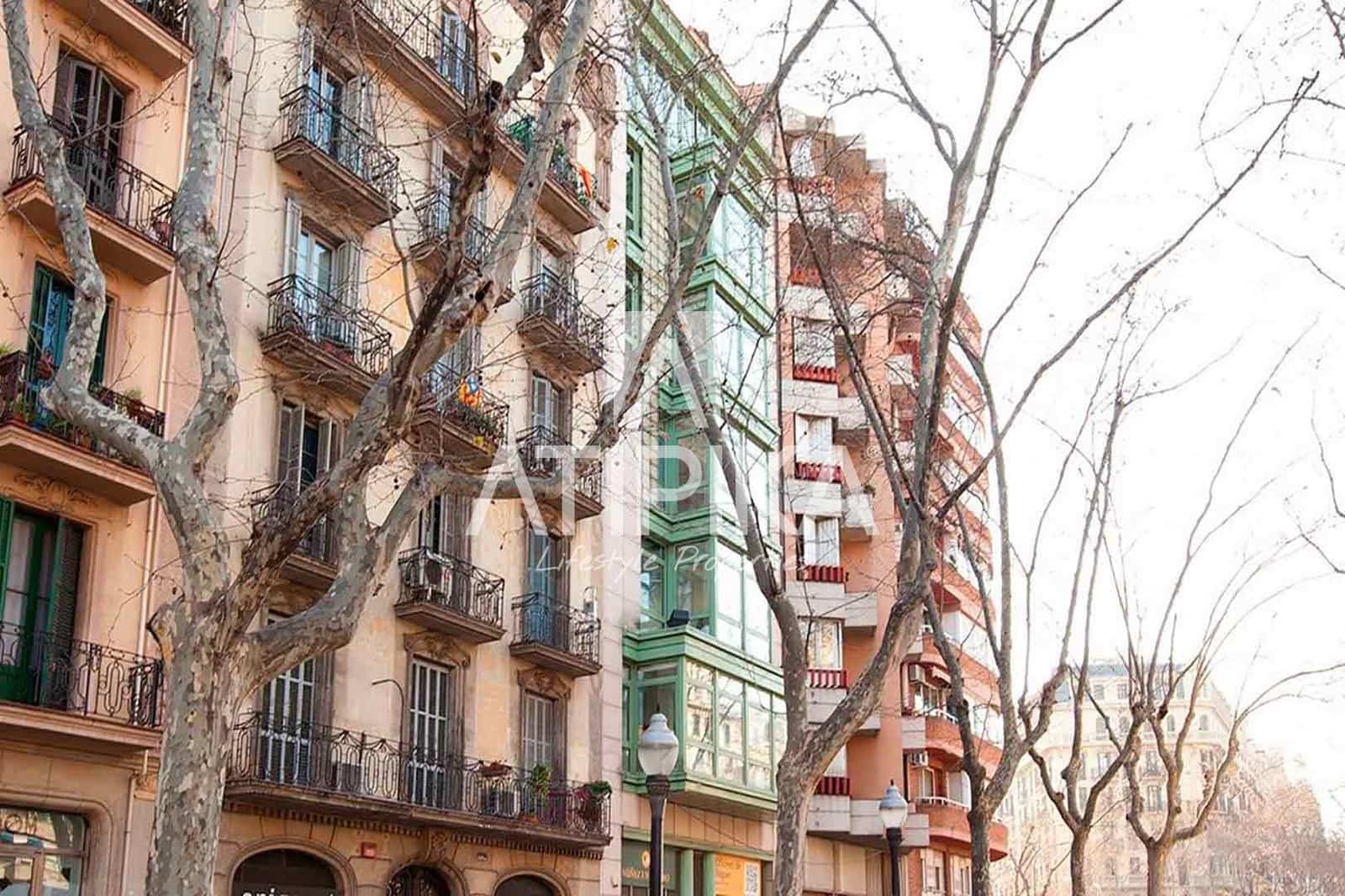 2 soverom Kontor til leie i Barcelona by - € 1 241 (Ref: 9548698)