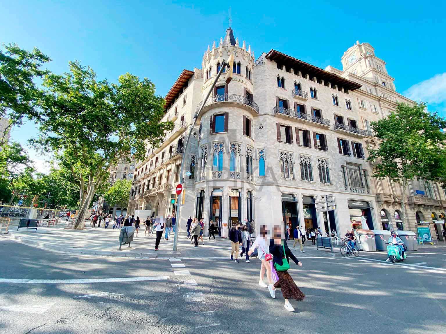 2 soverom Kontor til leie i Barcelona by - € 1 241 (Ref: 9548698)