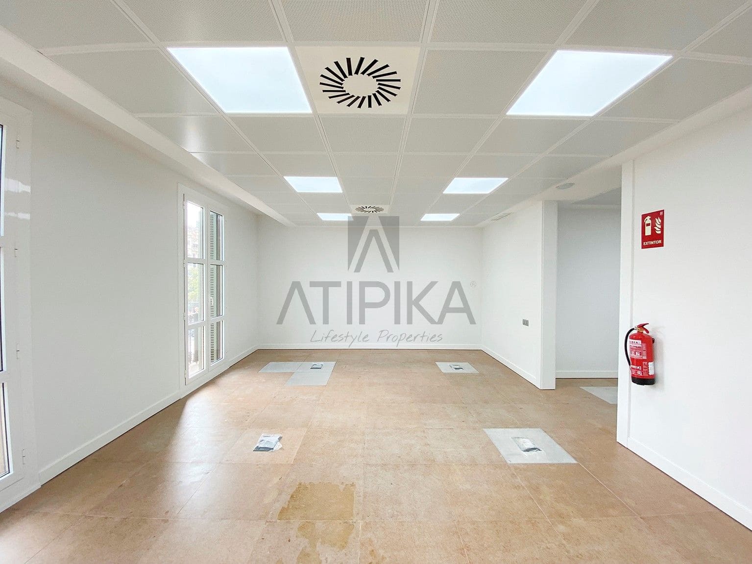 3 bedroom Office for rent in Barcelona city - € 3,042 (Ref: 9548699)