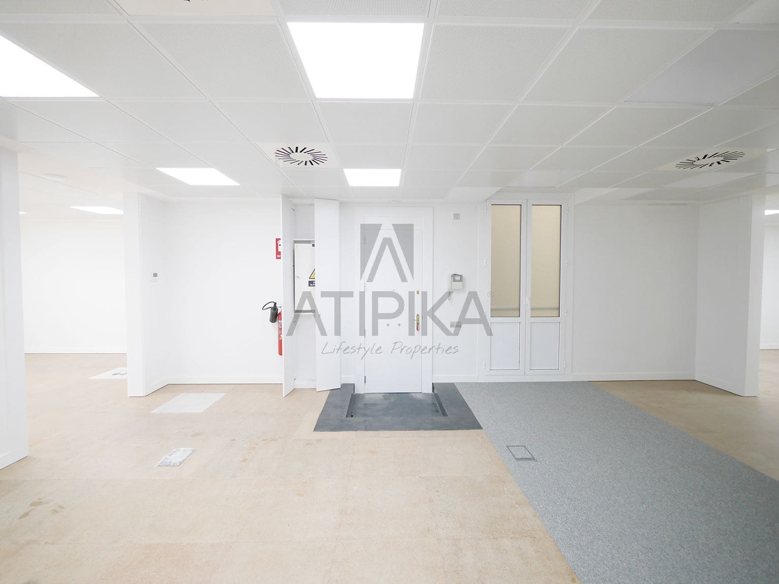 3 bedroom Office for rent in Barcelona city - € 3,042 (Ref: 9548699)